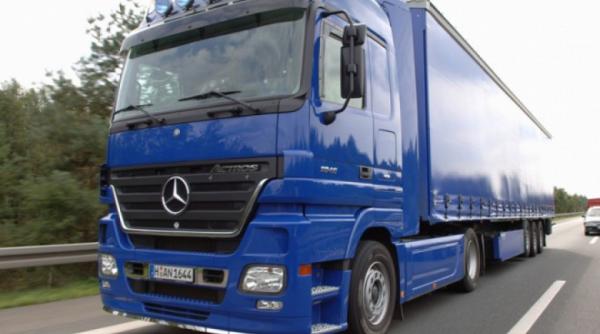 dezvaluiri halucinante mai multi soferi de tir se plang ca au fost jefuiti de doi romani care se dadeau politisti