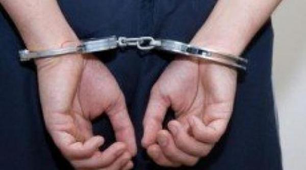 socant un batran de 83 ani a fost retinut dupa ce a injunghiat mortal un tanar de 20 ani pe motiv ca s au ciocnit cu bicicletele