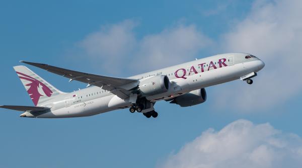 un zbor qatar airways a aterizat de urgenta dupa ce o pasagera a aflat de infidelitatea sotului ei