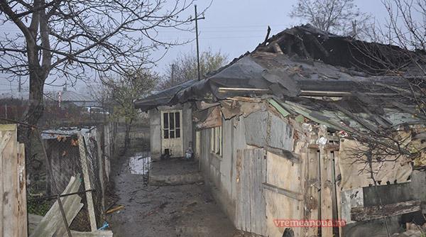 o batrana a ars de vie in propria sa locuinta din barlad