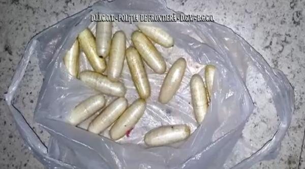 doi brazilieni care aveau 2 kg de cocaina in stomac prinsi pe otopeni