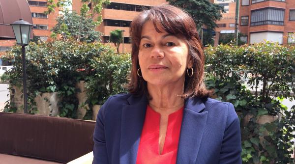 o doctorita din columbia amenintata cu moartea dupa ce a atras atentia asupra pericolului din sucurile indulcite cu zahar