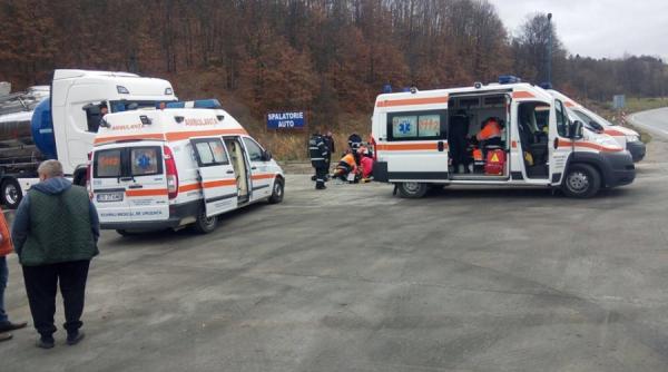 au murit din cauza alcoolului dar nu pentru ca l au baut