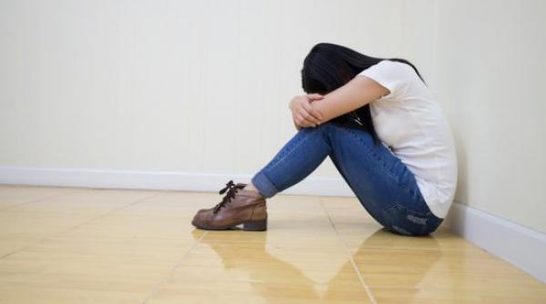 caz incredibil la calarasi o tanara cu handicap psihic batjocorita si agresata sexual de mai multi tineri