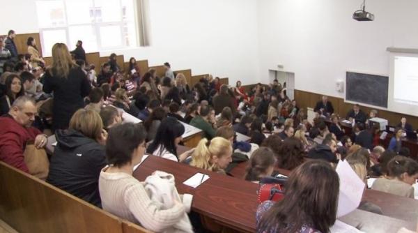 haos la examenul de rezidentiat de la universitatea de medicina pentru ca grilele au fost scanate gresit
