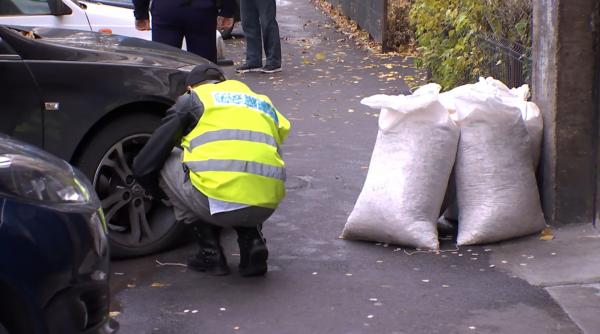 descoperire incredibila cinci saci plini cu milioane de cartele telefonice gasiti pe o strada din bucuresti