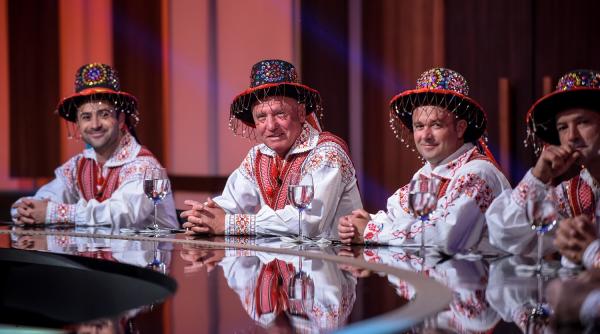 ultima confruntare pe echipe din bucataria chefi la cutite azi se dezvaluie numele semifinalistilor