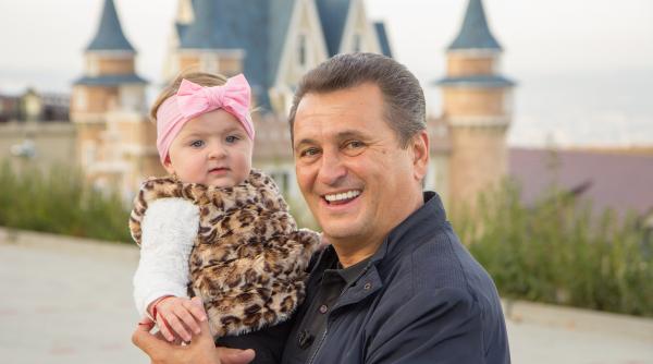 nea marin pofteste vedetele in vacanta