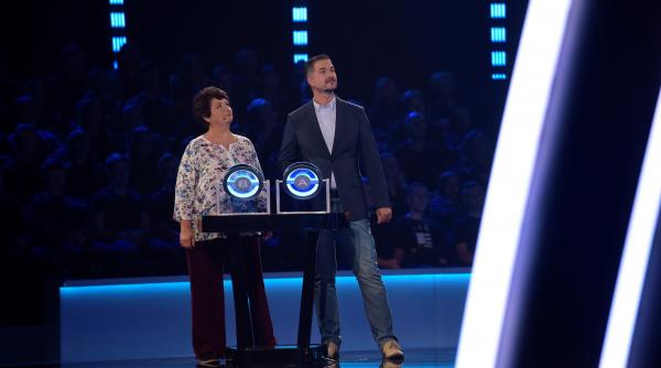 primul cuplu mama fiu din fata marelui zid