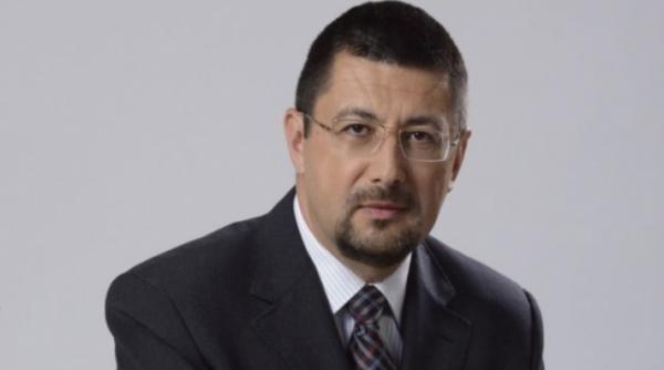 fost ofiter sri pus la conducerea cnas