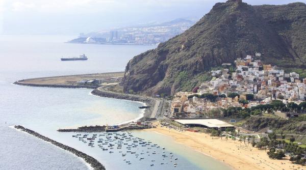 22 de morti printre care un roman in prabusirea podelei unei discoteci