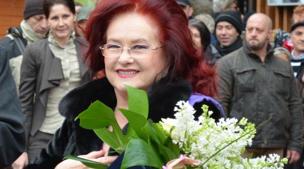 actrita stela popescu inmormantata cu onoruri militare la cimitirul cernica