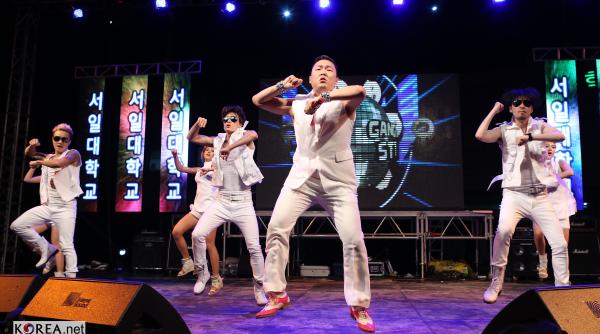 gangnam style a depasit pragul de 3 miliarde de vizualizari pe youtube