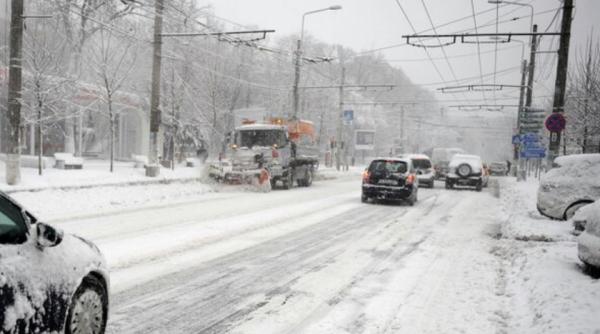 primaria capitalei a convocat de urgenta comandamentul de iarna potrivit anm sunt asteptate ninsori abundente ger si viscol puternic