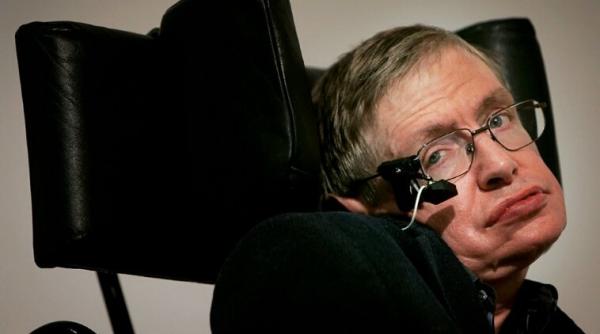 stephen hawking incantat de o intrebare adresata de un cantaret chinez