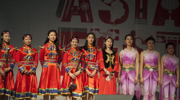 sushi chinezarii si baclavale la asia fest 2017