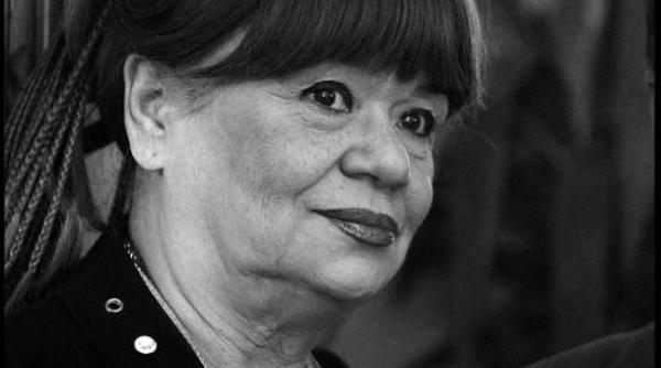 actrita cristina stamate inmormantata la cimitirul bellu