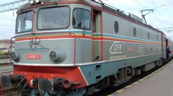 momente dramatice la targu jiu un tren a spulberat doi oameni care se aflau intr o caruta