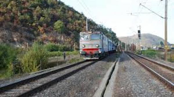 circulatie feroviara intrerupta intre darste si timisu de sus