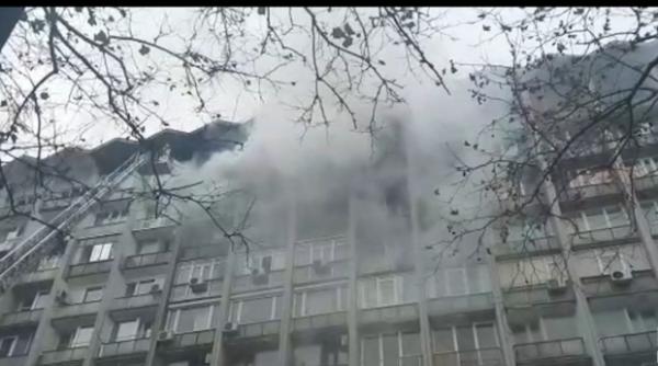 incendiu puternic pe bulevardul magheru din capitala