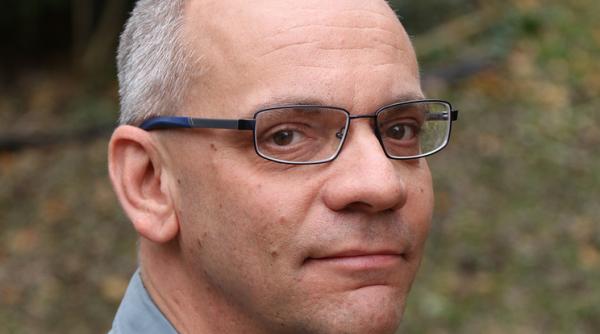 acum 25 de ani a fost trimis primul sms