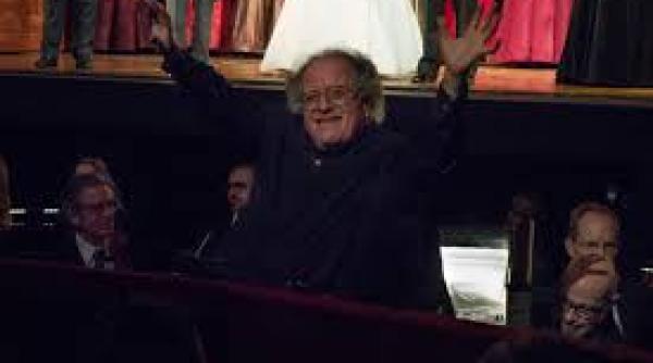 celebrul dirijor james levine suspendat de la metropolitan opera din new york