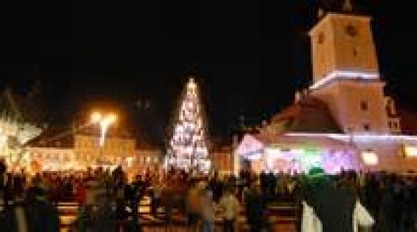 brasov s a deschis targul de craciun din piata sfatului