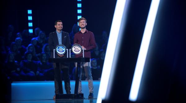 doi concurenti se confrunta cu marele zid pentru mamele lor