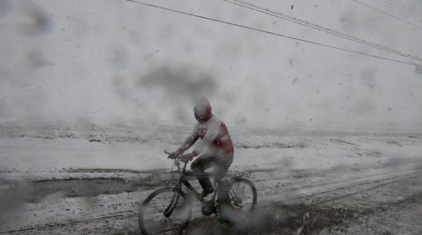 meteo viscol si precipitatii mixte de sambata