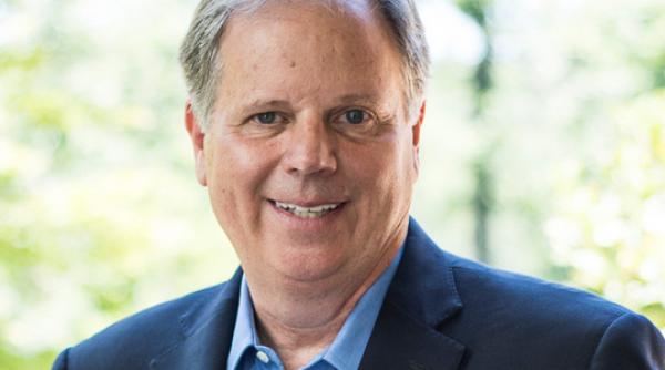 victoria lui doug jones influentata de miscarea metoo