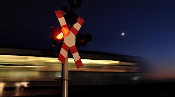 alerta in harghita masina de transport lovita de un tren la miercurea ciuc