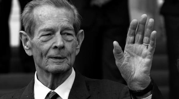 cortegiu funerar a ajuns la gara regala