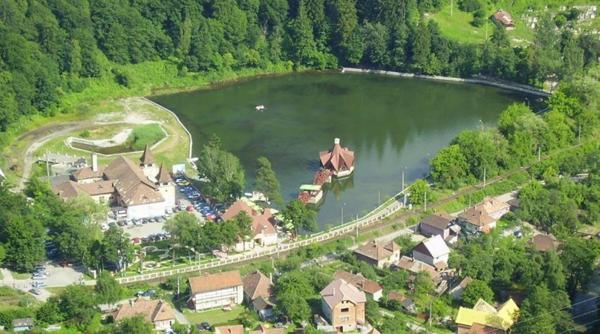 statiuni balneare din romania mica elvetia din carpati