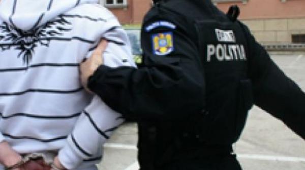 timis barbat retinut pentru contrabanda cu tigari in urma unor perchezitii domiciliare