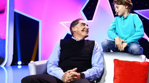 petre roman obisnuieste sa stinga toate luminile prin casa si sa urce pe munte saptamanal