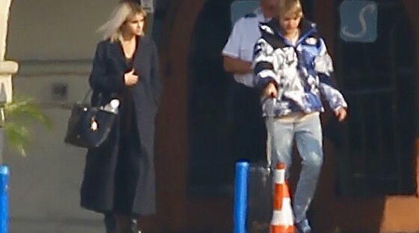 relatia dintre selena gomez si justin bieber face victime in familia cantaretei