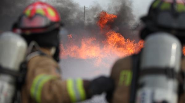 18 persoane au murit intr un incendiu de la un centru de fitness din coreea de sud