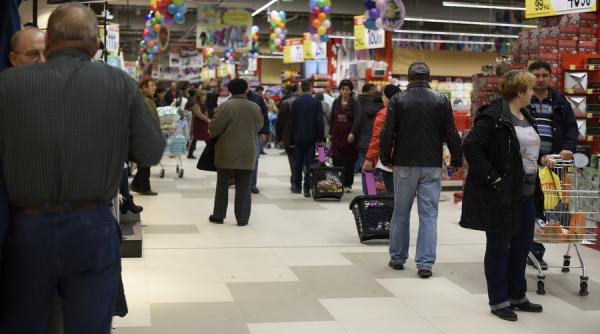 ce program au magazinele in urmatoarele zile