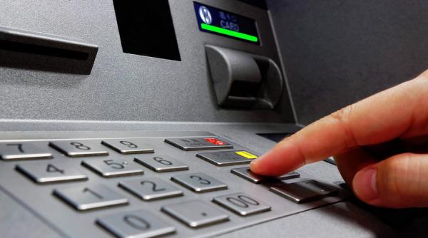 cadouri cat cheltuie romanii