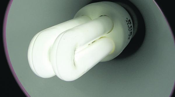 cine ne aprinde becul dupa 1 ianuarie 2018