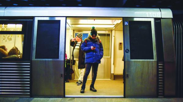 comisia europeana a acceptat cererea de finantare a magistralei de metrou spre otopeni berd va oferi 300 de milioane euro