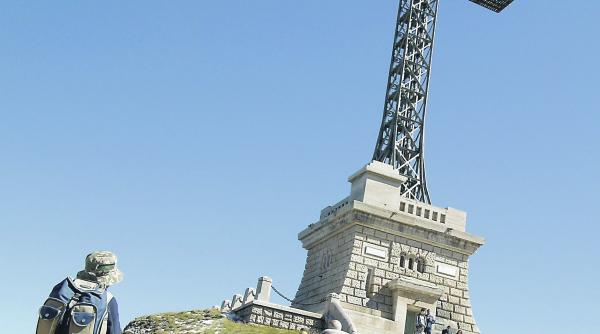 crucea de pe caraiman va fi restaurata
