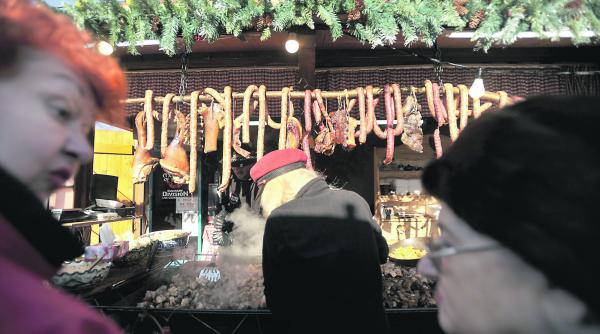 magia sarbatorilor stricata de vanzatorii ambulanti