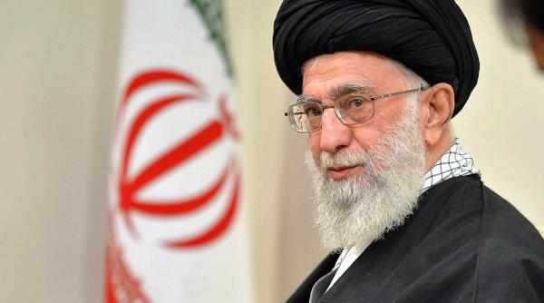 ayatollahul khamenei acuza dusmanii tarii de subminarea regimului