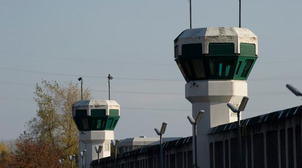 noua evadari dintr o inchisoare din berlin