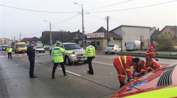 doi soti au fost loviti pe o trecere de pietoni din satu mare tanara soferita le a dat politistilor o explicatie socanta