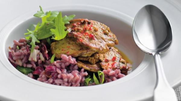 reteta zilei risotto rosu cu file de porc marinat