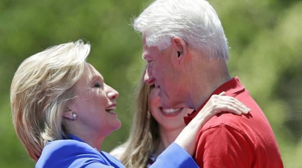 sua incendiu pe o proprietate a sotilor clinton din statul new york