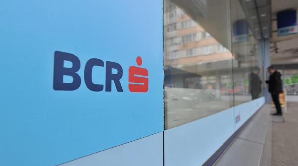 modernizare bcr incepe sa renunte la casieri