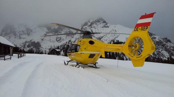 barbatul surprins de avalansa din fagaras va innopta la sediul salvamont
